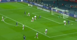 1684022316088014060.gif 5比0.gif