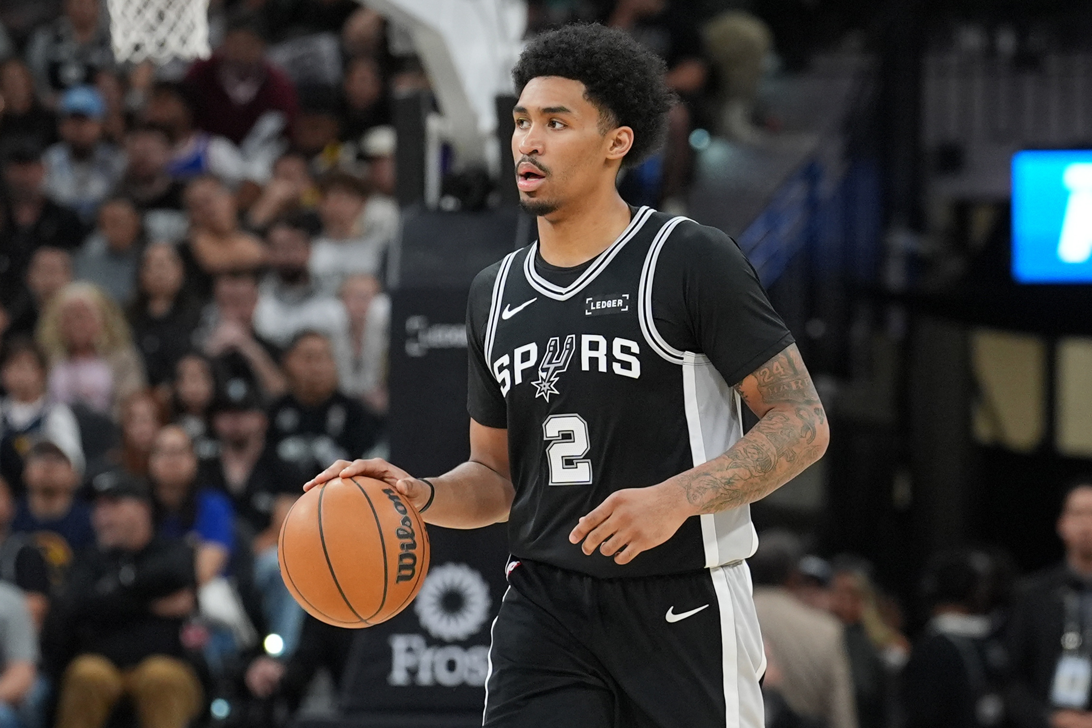 苹果版APP-米奇:哈珀目前的状态为每日观察 他右腿肌肉挫伤&没有长期隐患